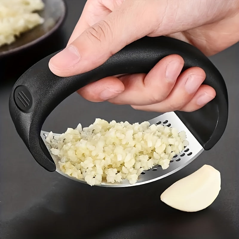 Garlic Press: Rocker Metal Garlic Mincer, Washable Kitchen Gadget, Perfect for Crushing Garlic