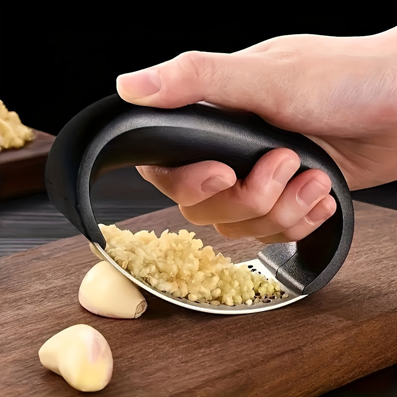 Garlic Press: Rocker Metal Garlic Mincer, Washable Kitchen Gadget, Perfect for Crushing Garlic