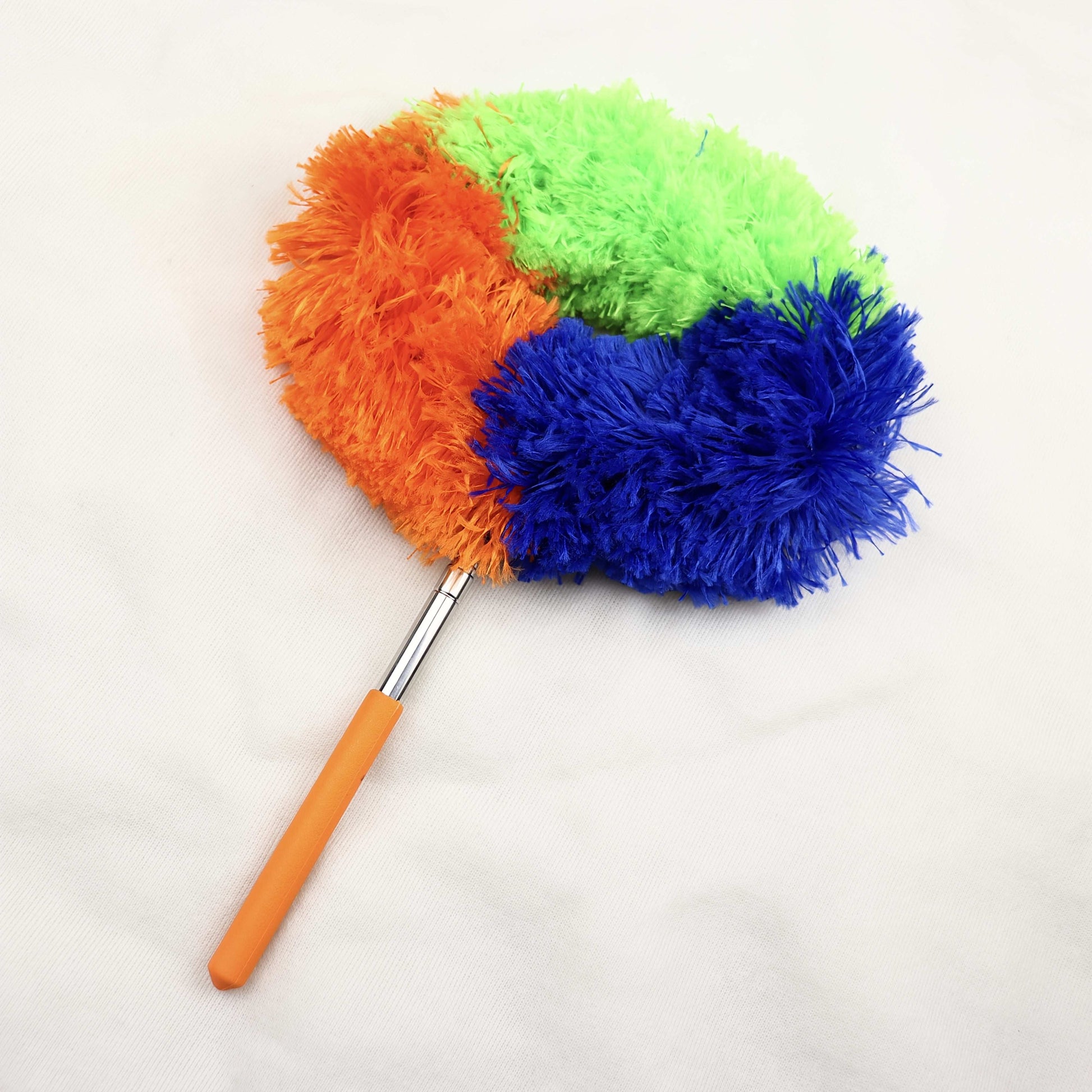 Versatile Microfiber Duster with Extendable Pole - Cleaning